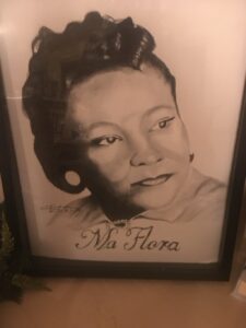 Ma Floras Picture